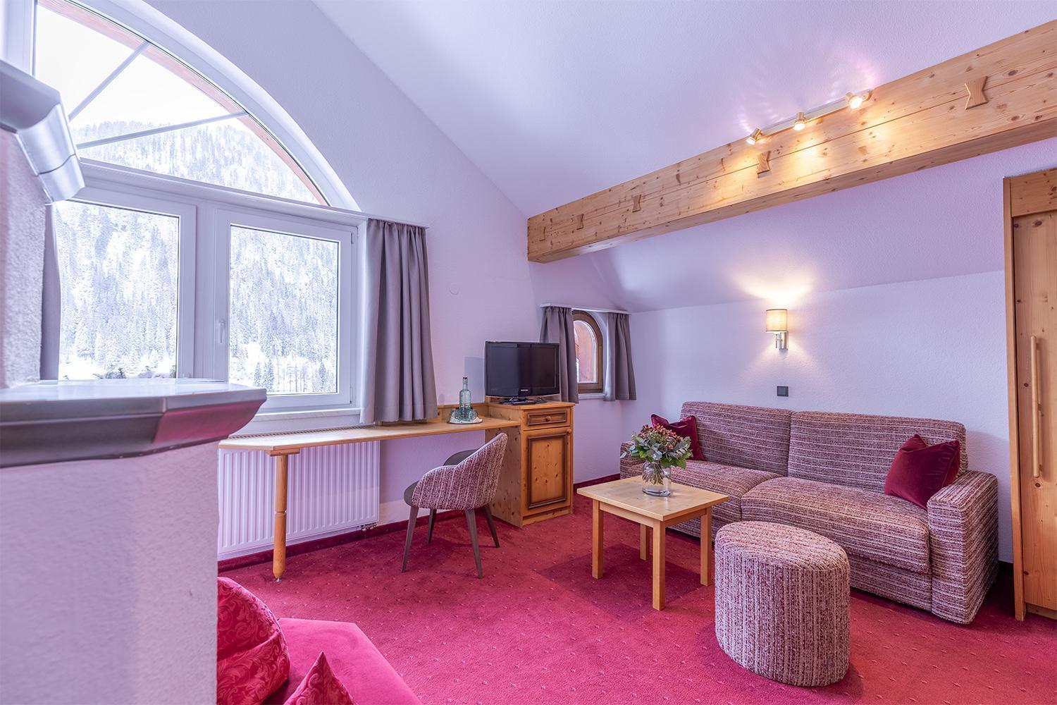 Hotel Sonnenheim Sankt Anton am Arlberg Ngoại thất bức ảnh